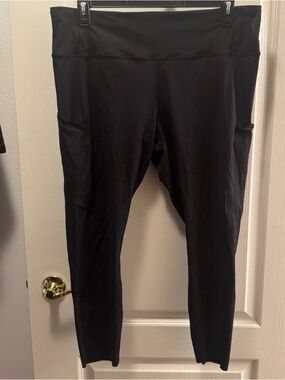 Lululemon Black Fast & Free High-Rise Leggings Size 18
